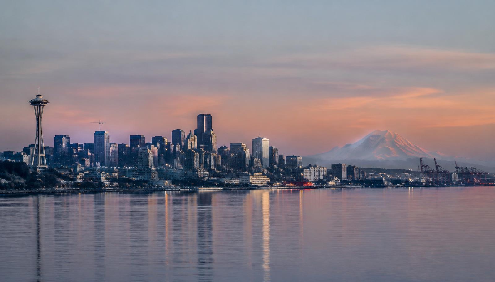 Seattle skyline with Mt. Rainier in the distance
